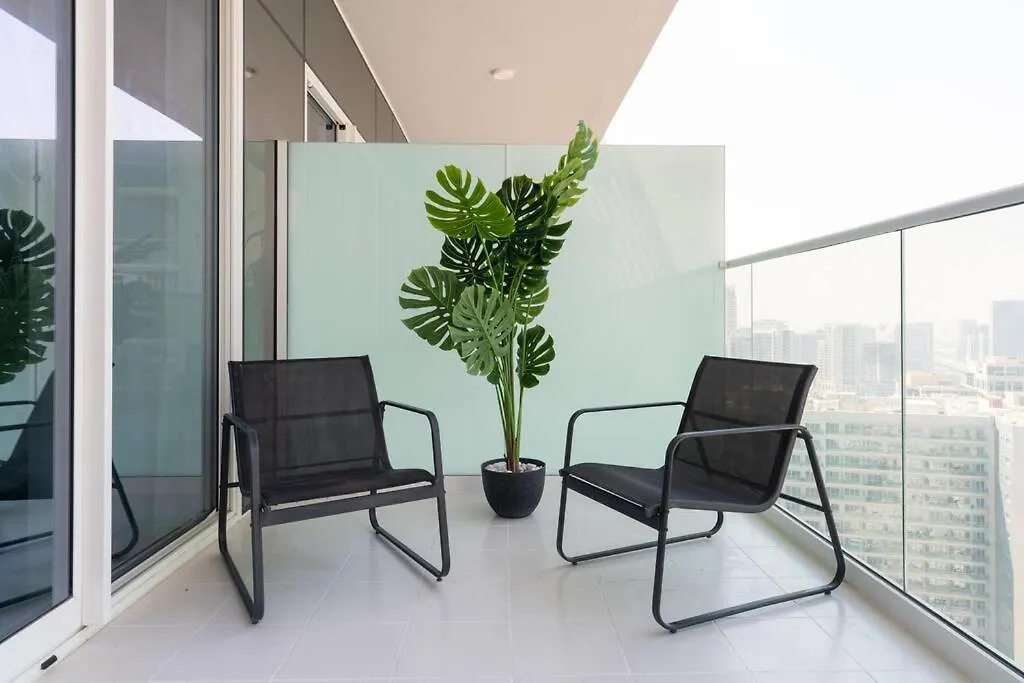 2Bdr - Burj Khalifa View - Pool, Sauna & Hamam Dubai Apartment